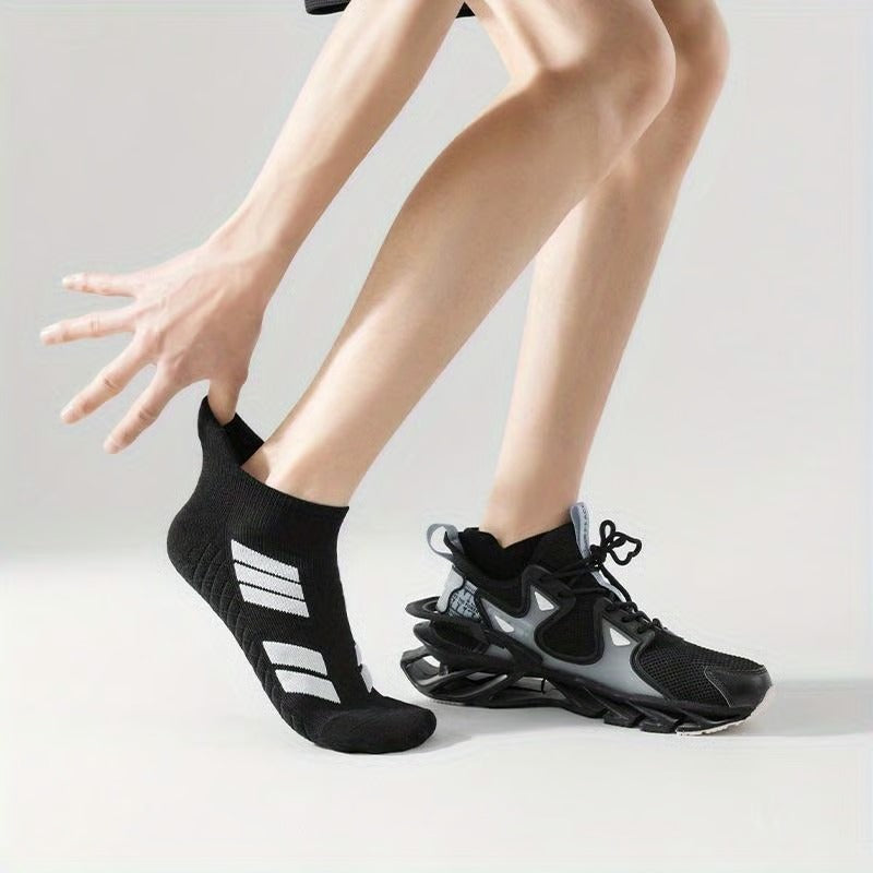 جوارب رياضية – 5 أزواج-Sports Socks- 5 Pairs-توصيل للمنازل