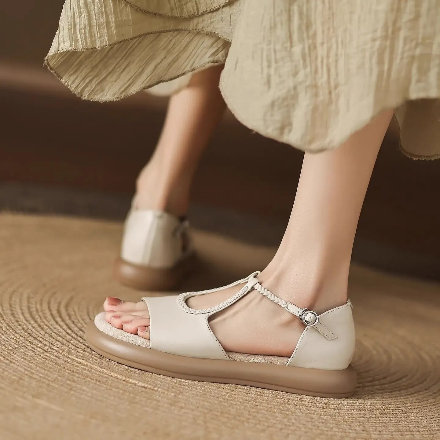 Women's casual flat sandals with soft soles