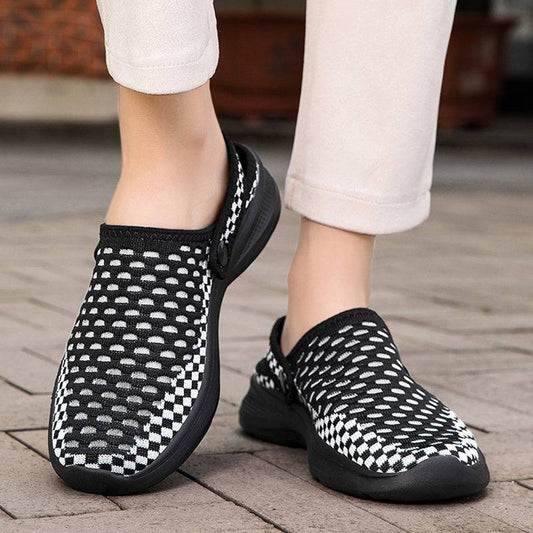 🔥Comfortable & Breathable Clogs